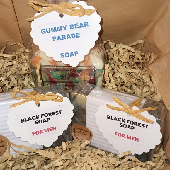 BLACK FOREST SOAP FOR MEN & GUMMY BEAR PARADE SOAP FOR KIDS - Picture 9 of 9